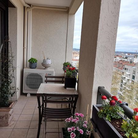 Jolie chambre à louer - Vue Imprenable Lyon Extérieur photo