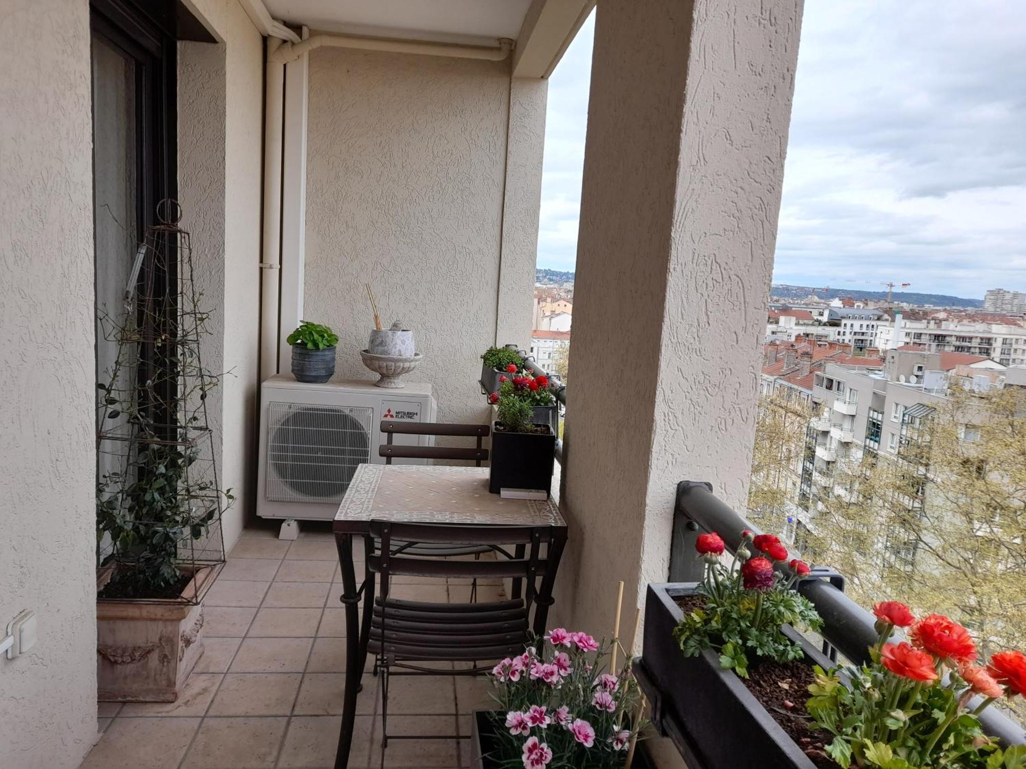 Jolie chambre à louer - Vue Imprenable Lyon Extérieur photo